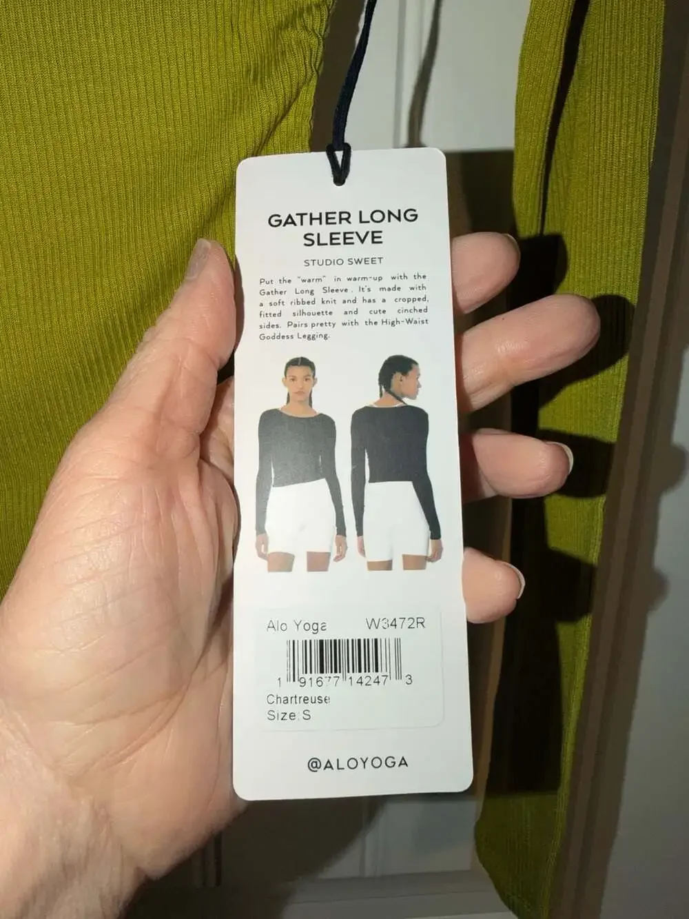 Alo Yoga Gather Long Sleeve – Chartreuse – Size Small – NWT